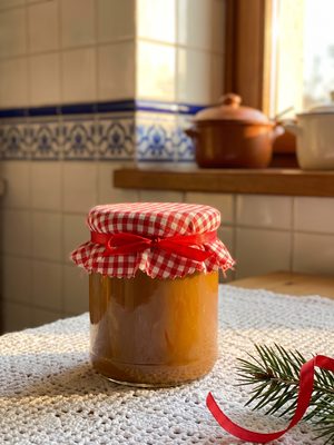 Pote de doce de leite com laço